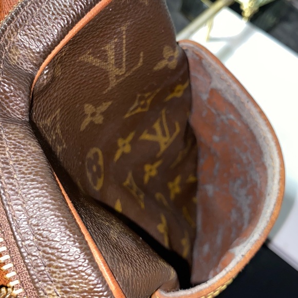 Authentic Louis Vuitton Monogram Amazon Bag - Picture 15 of 16